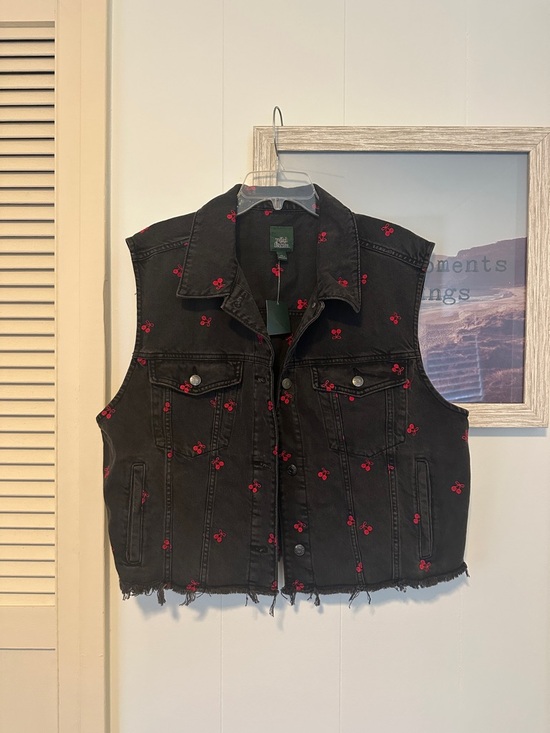 wild fable Tops - NWT Size Large Wild Fable Black with Cherries 🍒 Jean Vest